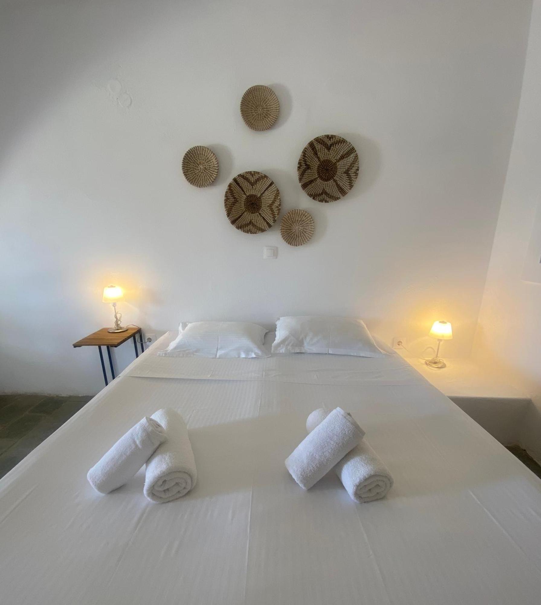Iliopetra Studios Chrisi Akti  Bagian luar foto